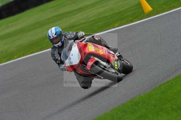 Motorcycle action photographs;Trackday digital images;cadwell;cadwell park photographs;event digital images;eventdigitalimages;motor racing louth lincolnshire;no limits trackday;peter wileman photography;trackday;trackday photos