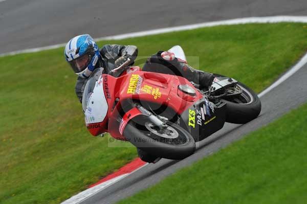 Motorcycle action photographs;Trackday digital images;cadwell;cadwell park photographs;event digital images;eventdigitalimages;motor racing louth lincolnshire;no limits trackday;peter wileman photography;trackday;trackday photos