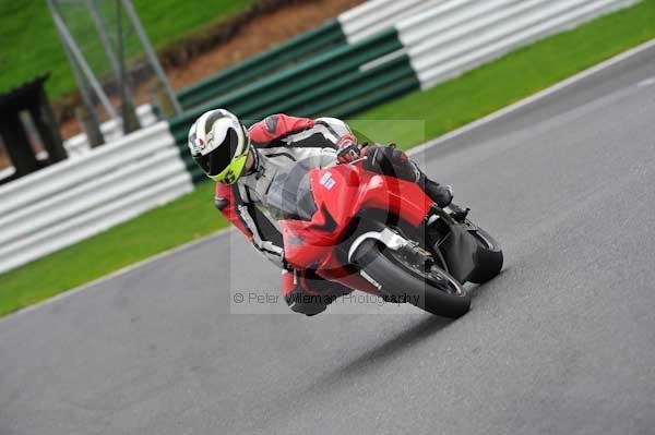 Motorcycle action photographs;Trackday digital images;cadwell;cadwell park photographs;event digital images;eventdigitalimages;motor racing louth lincolnshire;no limits trackday;peter wileman photography;trackday;trackday photos