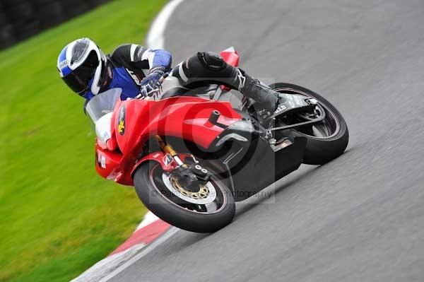 Motorcycle action photographs;Trackday digital images;cadwell;cadwell park photographs;event digital images;eventdigitalimages;motor racing louth lincolnshire;no limits trackday;peter wileman photography;trackday;trackday photos