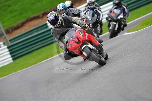 Motorcycle action photographs;Trackday digital images;cadwell;cadwell park photographs;event digital images;eventdigitalimages;motor racing louth lincolnshire;no limits trackday;peter wileman photography;trackday;trackday photos