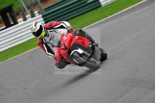 Motorcycle action photographs;Trackday digital images;cadwell;cadwell park photographs;event digital images;eventdigitalimages;motor racing louth lincolnshire;no limits trackday;peter wileman photography;trackday;trackday photos