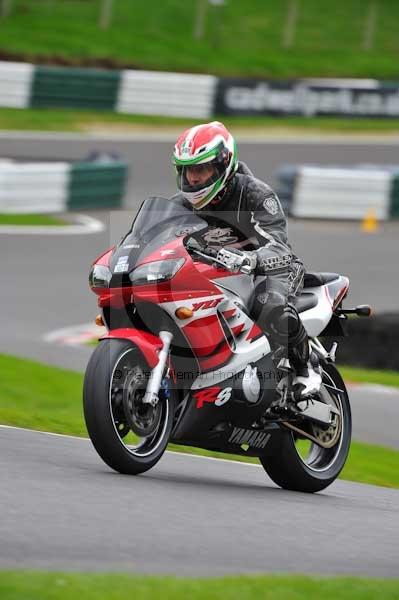 Motorcycle action photographs;Trackday digital images;cadwell;cadwell park photographs;event digital images;eventdigitalimages;motor racing louth lincolnshire;no limits trackday;peter wileman photography;trackday;trackday photos