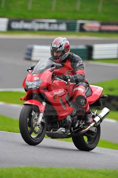 Motorcycle action photographs;Trackday digital images;cadwell;cadwell park photographs;event digital images;eventdigitalimages;motor racing louth lincolnshire;no limits trackday;peter wileman photography;trackday;trackday photos