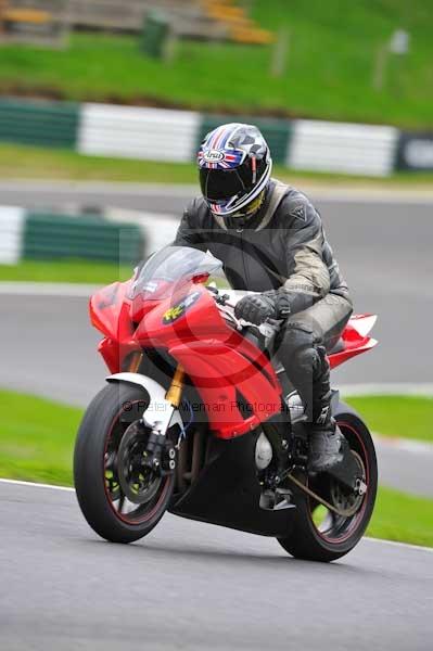 Motorcycle action photographs;Trackday digital images;cadwell;cadwell park photographs;event digital images;eventdigitalimages;motor racing louth lincolnshire;no limits trackday;peter wileman photography;trackday;trackday photos