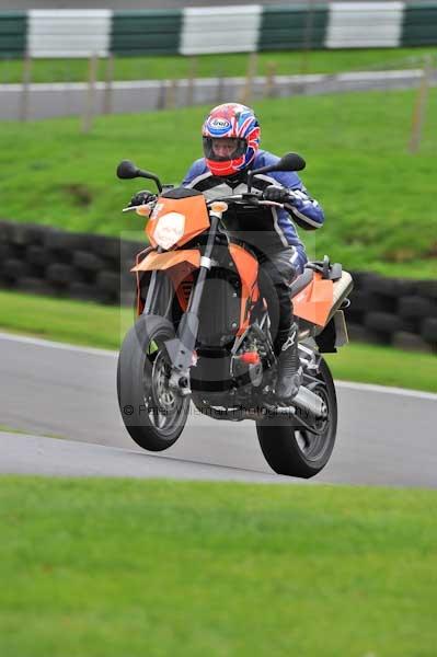 Motorcycle action photographs;Trackday digital images;cadwell;cadwell park photographs;event digital images;eventdigitalimages;motor racing louth lincolnshire;no limits trackday;peter wileman photography;trackday;trackday photos