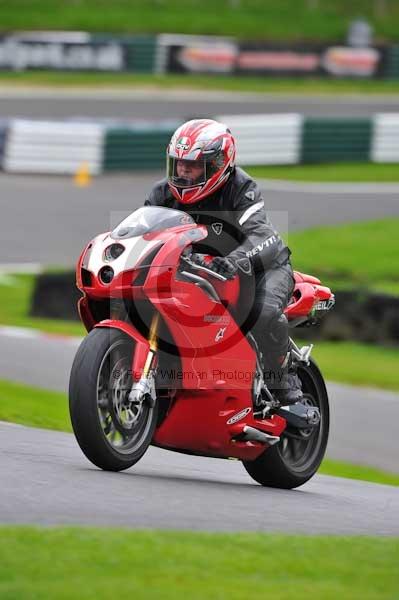 Motorcycle action photographs;Trackday digital images;cadwell;cadwell park photographs;event digital images;eventdigitalimages;motor racing louth lincolnshire;no limits trackday;peter wileman photography;trackday;trackday photos