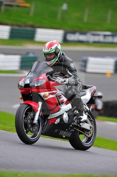 Motorcycle action photographs;Trackday digital images;cadwell;cadwell park photographs;event digital images;eventdigitalimages;motor racing louth lincolnshire;no limits trackday;peter wileman photography;trackday;trackday photos