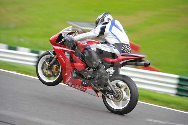 Motorcycle action photographs;Trackday digital images;cadwell;cadwell park photographs;event digital images;eventdigitalimages;motor racing louth lincolnshire;no limits trackday;peter wileman photography;trackday;trackday photos