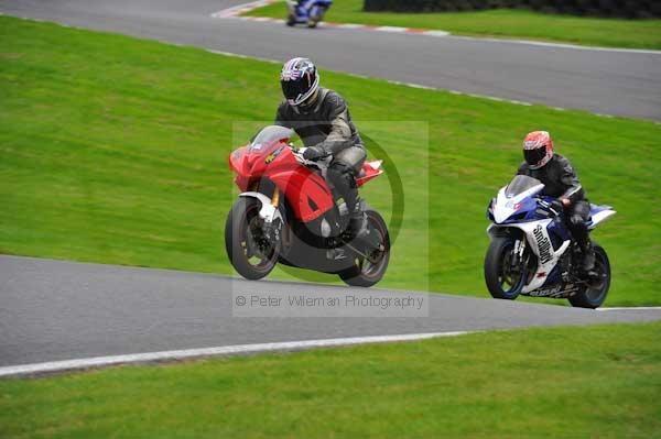 Motorcycle action photographs;Trackday digital images;cadwell;cadwell park photographs;event digital images;eventdigitalimages;motor racing louth lincolnshire;no limits trackday;peter wileman photography;trackday;trackday photos