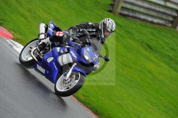 Motorcycle action photographs;Trackday digital images;cadwell;cadwell park photographs;event digital images;eventdigitalimages;hopp rider training;motor racing louth lincolnshire;peter wileman photography;trackday;trackday photos