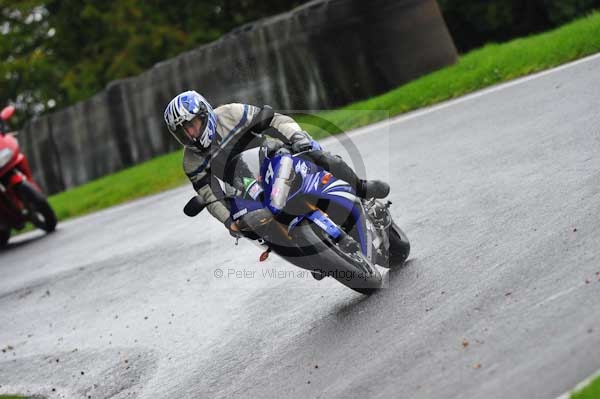 Motorcycle action photographs;Trackday digital images;cadwell;cadwell park photographs;event digital images;eventdigitalimages;hopp rider training;motor racing louth lincolnshire;peter wileman photography;trackday;trackday photos