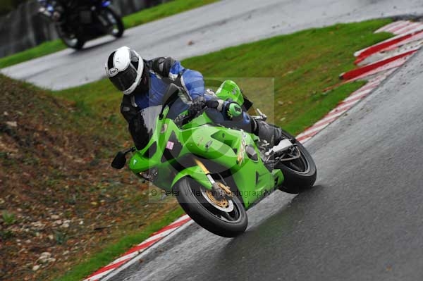 Motorcycle action photographs;Trackday digital images;cadwell;cadwell park photographs;event digital images;eventdigitalimages;hopp rider training;motor racing louth lincolnshire;peter wileman photography;trackday;trackday photos