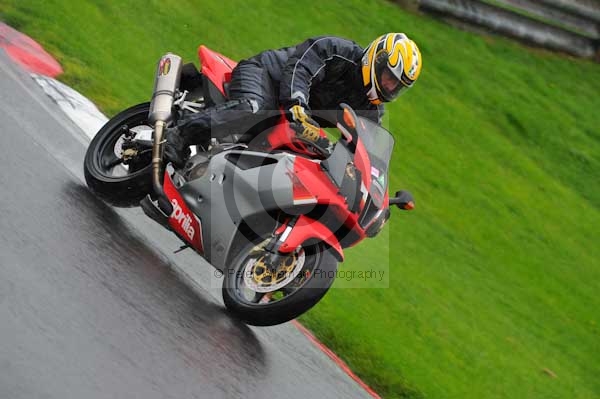 Motorcycle action photographs;Trackday digital images;cadwell;cadwell park photographs;event digital images;eventdigitalimages;hopp rider training;motor racing louth lincolnshire;peter wileman photography;trackday;trackday photos