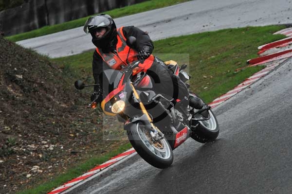 Motorcycle action photographs;Trackday digital images;cadwell;cadwell park photographs;event digital images;eventdigitalimages;hopp rider training;motor racing louth lincolnshire;peter wileman photography;trackday;trackday photos