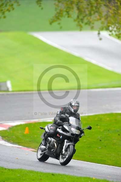 Motorcycle action photographs;Trackday digital images;cadwell;cadwell park photographs;event digital images;eventdigitalimages;hopp rider training;motor racing louth lincolnshire;peter wileman photography;trackday;trackday photos