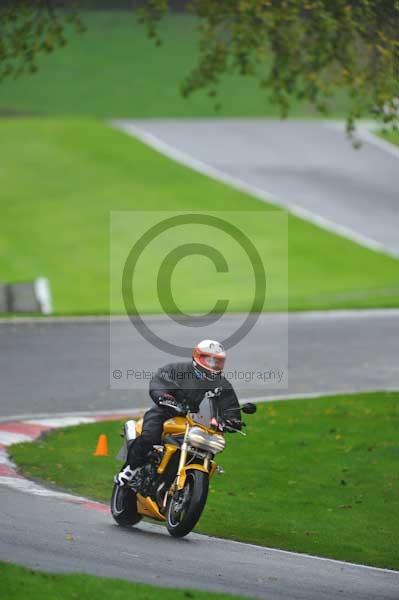 Motorcycle action photographs;Trackday digital images;cadwell;cadwell park photographs;event digital images;eventdigitalimages;hopp rider training;motor racing louth lincolnshire;peter wileman photography;trackday;trackday photos