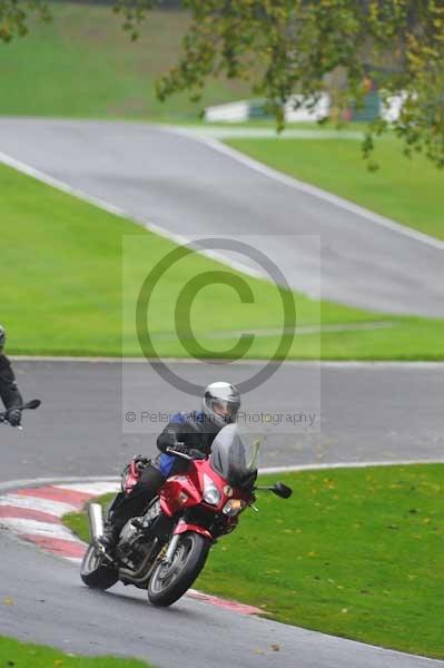 Motorcycle action photographs;Trackday digital images;cadwell;cadwell park photographs;event digital images;eventdigitalimages;hopp rider training;motor racing louth lincolnshire;peter wileman photography;trackday;trackday photos