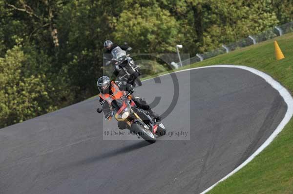 Motorcycle action photographs;Trackday digital images;cadwell;cadwell park photographs;event digital images;eventdigitalimages;hopp rider training;motor racing louth lincolnshire;peter wileman photography;trackday;trackday photos