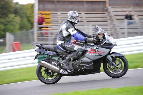 Motorcycle action photographs;Trackday digital images;cadwell;cadwell park photographs;event digital images;eventdigitalimages;hopp rider training;motor racing louth lincolnshire;peter wileman photography;trackday;trackday photos