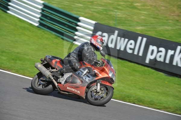 Motorcycle action photographs;Trackday digital images;cadwell;cadwell park photographs;event digital images;eventdigitalimages;hopp rider training;motor racing louth lincolnshire;peter wileman photography;trackday;trackday photos