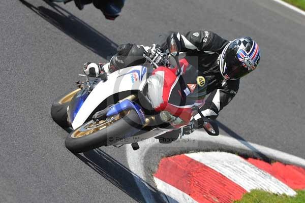 Motorcycle action photographs;Trackday digital images;cadwell;cadwell park photographs;event digital images;eventdigitalimages;hopp rider training;motor racing louth lincolnshire;peter wileman photography;trackday;trackday photos