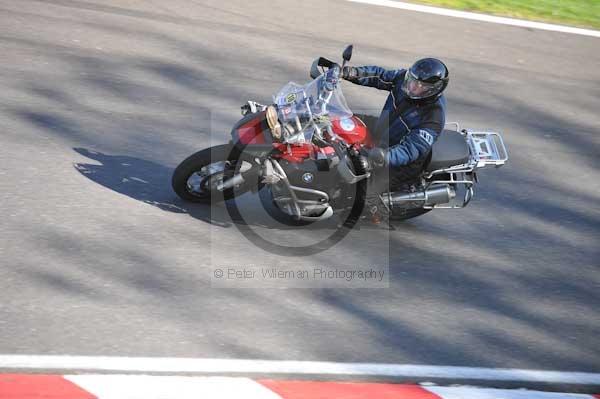 Motorcycle action photographs;Trackday digital images;cadwell;cadwell park photographs;event digital images;eventdigitalimages;hopp rider training;motor racing louth lincolnshire;peter wileman photography;trackday;trackday photos