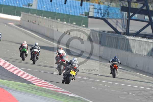 Motorcycle action photographs;Silverstone circuit;Silverstone photographs;Trackday digital images;event digital images;eventdigitalimages;no limits trackday;peter wileman photography;rockingham towcester northamptonshire;trackday;trackday photos