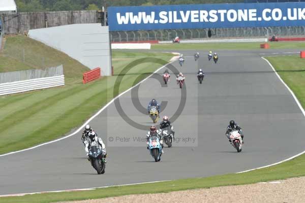 Motorcycle action photographs;Silverstone circuit;Silverstone photographs;Trackday digital images;event digital images;eventdigitalimages;no limits trackday;peter wileman photography;rockingham towcester northamptonshire;trackday;trackday photos