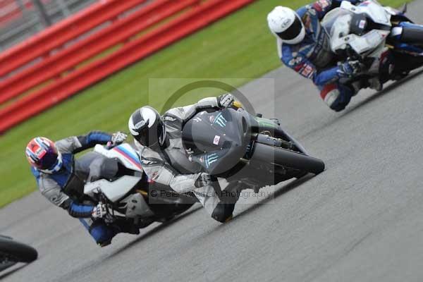 Motorcycle action photographs;Silverstone circuit;Silverstone photographs;Trackday digital images;event digital images;eventdigitalimages;no limits trackday;peter wileman photography;rockingham towcester northamptonshire;trackday;trackday photos