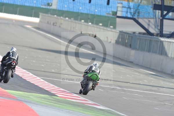 Motorcycle action photographs;Silverstone circuit;Silverstone photographs;Trackday digital images;event digital images;eventdigitalimages;no limits trackday;peter wileman photography;rockingham towcester northamptonshire;trackday;trackday photos