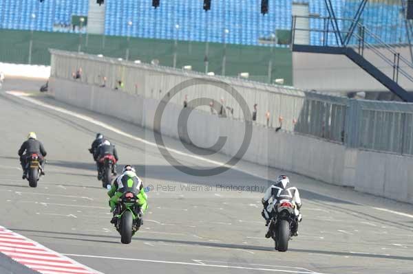 Motorcycle action photographs;Silverstone circuit;Silverstone photographs;Trackday digital images;event digital images;eventdigitalimages;no limits trackday;peter wileman photography;rockingham towcester northamptonshire;trackday;trackday photos