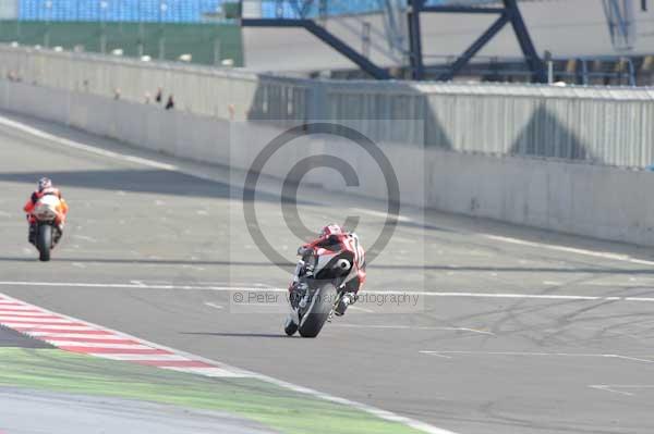 Motorcycle action photographs;Silverstone circuit;Silverstone photographs;Trackday digital images;event digital images;eventdigitalimages;no limits trackday;peter wileman photography;rockingham towcester northamptonshire;trackday;trackday photos