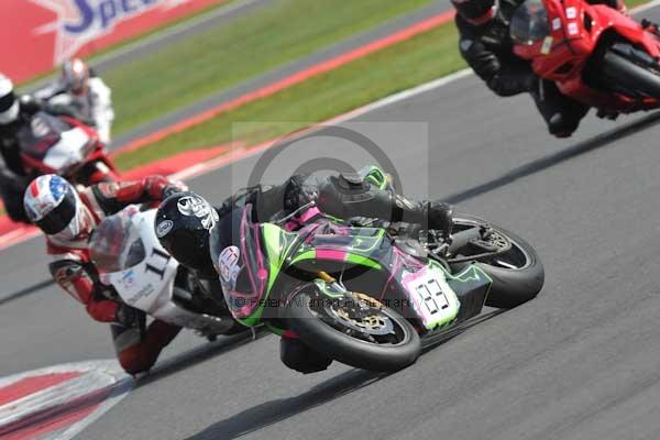 Motorcycle action photographs;Silverstone circuit;Silverstone photographs;Trackday digital images;event digital images;eventdigitalimages;no limits trackday;peter wileman photography;rockingham towcester northamptonshire;trackday;trackday photos