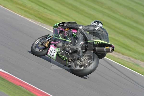 Motorcycle action photographs;Silverstone circuit;Silverstone photographs;Trackday digital images;event digital images;eventdigitalimages;no limits trackday;peter wileman photography;rockingham towcester northamptonshire;trackday;trackday photos