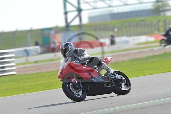 Motorcycle action photographs;Silverstone circuit;Silverstone photographs;Trackday digital images;event digital images;eventdigitalimages;no limits trackday;peter wileman photography;rockingham towcester northamptonshire;trackday;trackday photos