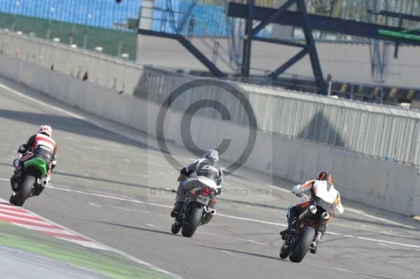 Motorcycle action photographs;Silverstone circuit;Silverstone photographs;Trackday digital images;event digital images;eventdigitalimages;no limits trackday;peter wileman photography;rockingham towcester northamptonshire;trackday;trackday photos