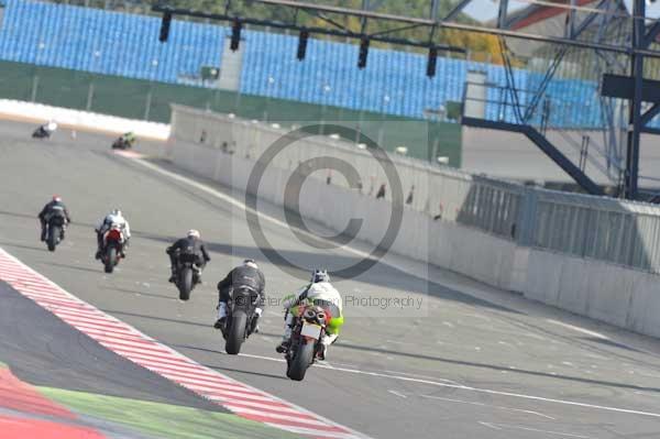 Motorcycle action photographs;Silverstone circuit;Silverstone photographs;Trackday digital images;event digital images;eventdigitalimages;no limits trackday;peter wileman photography;rockingham towcester northamptonshire;trackday;trackday photos