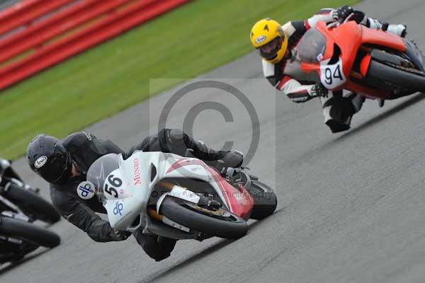 Motorcycle action photographs;Silverstone circuit;Silverstone photographs;Trackday digital images;event digital images;eventdigitalimages;no limits trackday;peter wileman photography;rockingham towcester northamptonshire;trackday;trackday photos