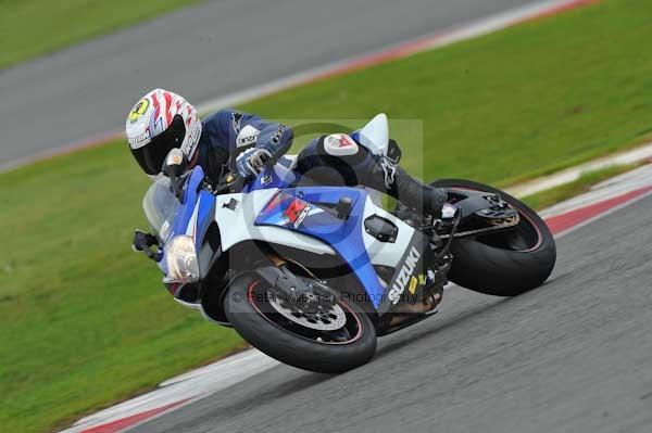 Motorcycle action photographs;Silverstone circuit;Silverstone photographs;Trackday digital images;event digital images;eventdigitalimages;no limits trackday;peter wileman photography;rockingham towcester northamptonshire;trackday;trackday photos