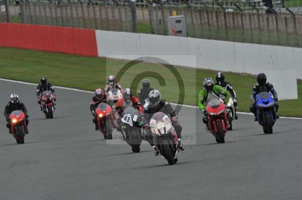 Motorcycle action photographs;Silverstone circuit;Silverstone photographs;Trackday digital images;event digital images;eventdigitalimages;no limits trackday;peter wileman photography;rockingham towcester northamptonshire;trackday;trackday photos