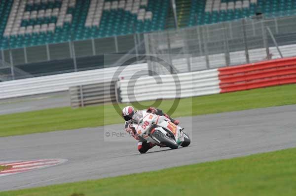 Motorcycle action photographs;Silverstone circuit;Silverstone photographs;Trackday digital images;event digital images;eventdigitalimages;no limits trackday;peter wileman photography;rockingham towcester northamptonshire;trackday;trackday photos