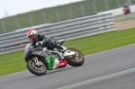 Motorcycle-action-photographs;Silverstone-circuit;Silverstone-photographs;Trackday-digital-images;event-digital-images;eventdigitalimages;no-limits-trackday;peter-wileman-photography;rockingham-towcester-northamptonshire;trackday;trackday-photos