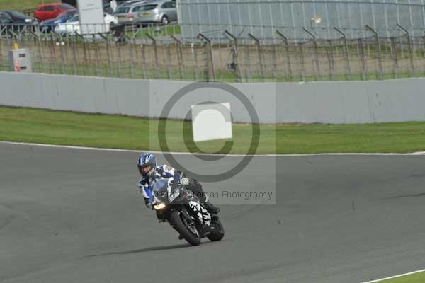 Motorcycle action photographs;Silverstone circuit;Silverstone photographs;Trackday digital images;event digital images;eventdigitalimages;no limits trackday;peter wileman photography;rockingham towcester northamptonshire;trackday;trackday photos