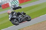 Motorcycle-action-photographs;Silverstone-circuit;Silverstone-photographs;Trackday-digital-images;event-digital-images;eventdigitalimages;no-limits-trackday;peter-wileman-photography;rockingham-towcester-northamptonshire;trackday;trackday-photos