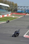 Motorcycle-action-photographs;Silverstone-circuit;Silverstone-photographs;Trackday-digital-images;event-digital-images;eventdigitalimages;no-limits-trackday;peter-wileman-photography;rockingham-towcester-northamptonshire;trackday;trackday-photos