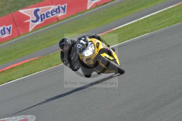 Motorcycle action photographs;Silverstone circuit;Silverstone photographs;Trackday digital images;event digital images;eventdigitalimages;no limits trackday;peter wileman photography;rockingham towcester northamptonshire;trackday;trackday photos