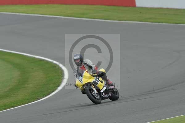 Motorcycle action photographs;Silverstone circuit;Silverstone photographs;Trackday digital images;event digital images;eventdigitalimages;no limits trackday;peter wileman photography;rockingham towcester northamptonshire;trackday;trackday photos