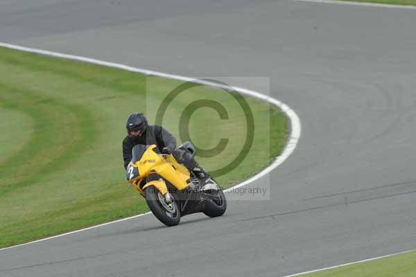 Motorcycle action photographs;Silverstone circuit;Silverstone photographs;Trackday digital images;event digital images;eventdigitalimages;no limits trackday;peter wileman photography;rockingham towcester northamptonshire;trackday;trackday photos