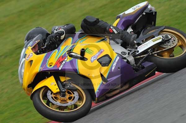 Motorcycle action photographs;Silverstone circuit;Silverstone photographs;Trackday digital images;event digital images;eventdigitalimages;no limits trackday;peter wileman photography;rockingham towcester northamptonshire;trackday;trackday photos